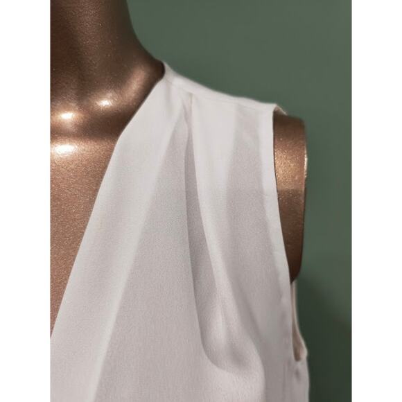 Kenneth Cole NY Sleeveless Lightweight Top with Ruffle, White, Sz S NWT - Picture 2 of 8